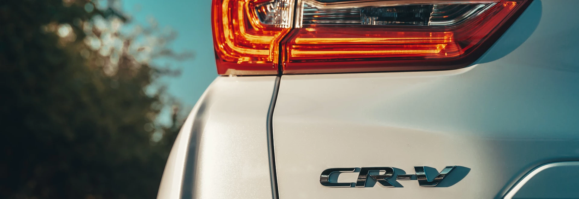 2019 Honda CR-V Hybrid Review 